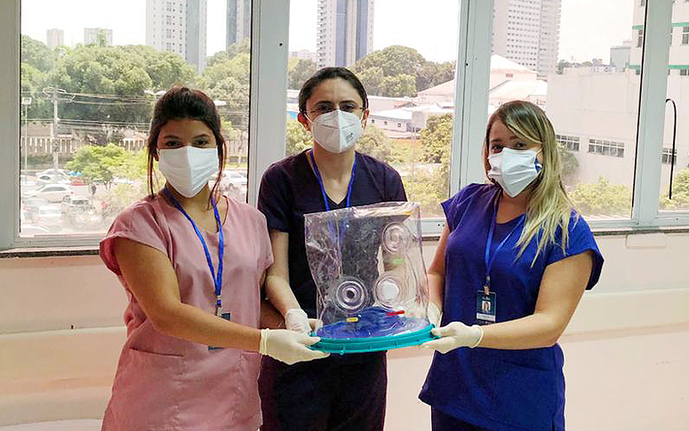 Capacete Elmo: em missão a Manaus, instrutoras da ESP/CE capacitam 74 profissionais de saúde